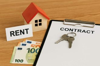 Should you rent or buy property in Portugal in 2025? Expat decision guide with pros, cons, risks and real prices